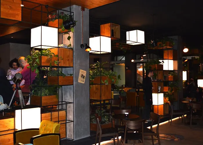 Select Center Hostel