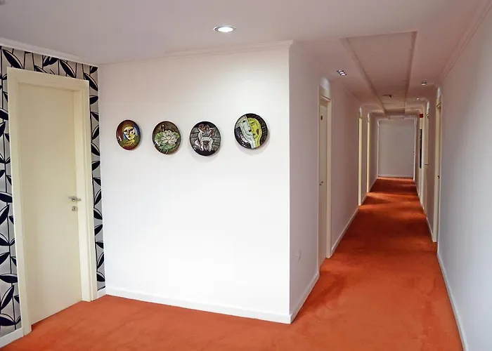 Select Center Hostel