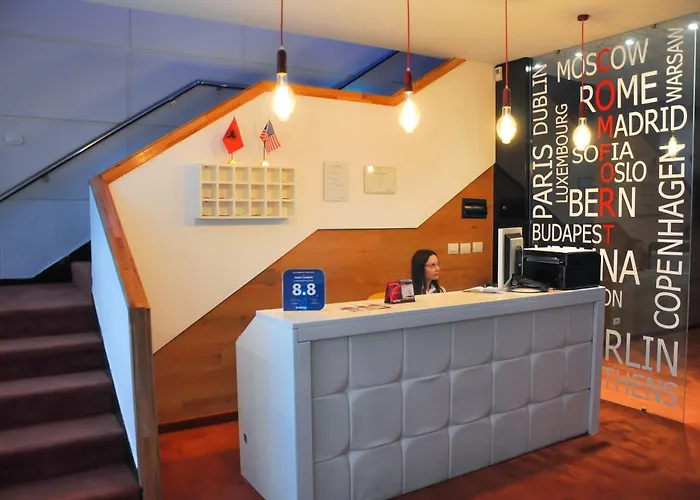 Select Center Hostel Tirana